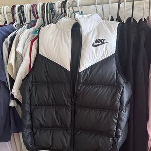 Nike Two-Tone Black and White Vest